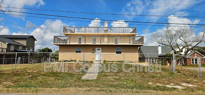 4 bed, 3.0 bath, 2677 sqft, $2,410 — Photo 1
