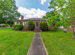 2016 N Ashland Dr, Burlington, NC 27217