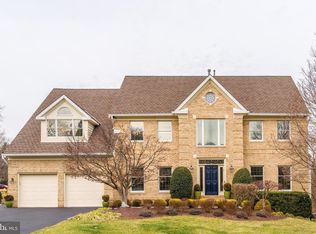 9327 Sprinklewood Ln, Potomac, MD 20854