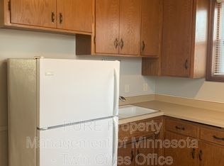 6821 Cedar Ave S APT 4, Richfield, MN 55423