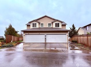 306 Poppy Rd, Bothell, WA 98012