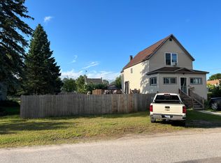 1518 W 5th Ave, Sault Sainte Marie, MI 49783