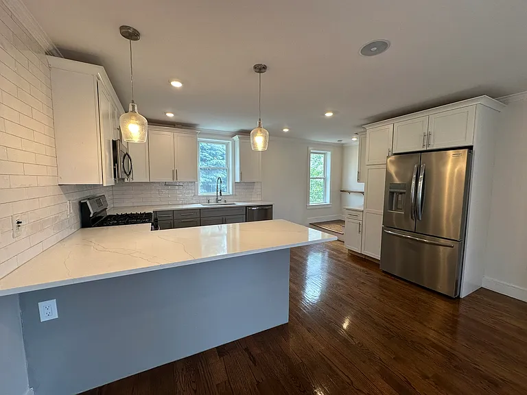 3 Morton Pl #2 — Photo 3
