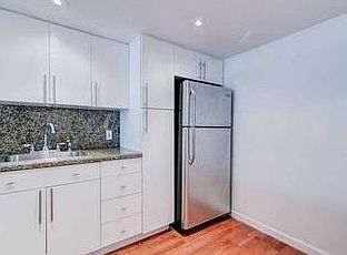 2nd image of 1228 West Ave APT 1112