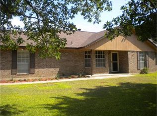 613 Meadow Lark Dr, Ovilla, TX 75154