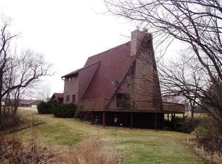 5 Deer Run Rd, Orion, IL 61273