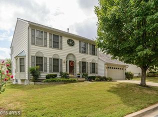 208 Lower Country Dr, Gaithersburg, MD 20877