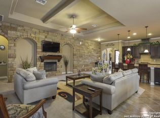 394 Barden Pkwy, Castroville, TX 78009