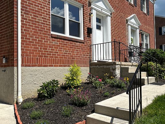 5th image of 5 Shannon Dr