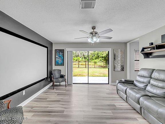 2nd image of 5290 Sandra Dr
