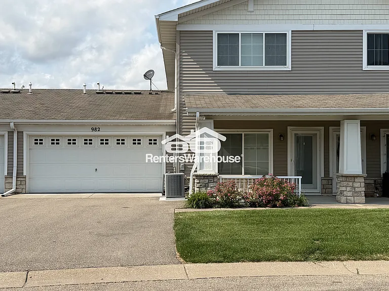 982 Crossing Way — Photo 14