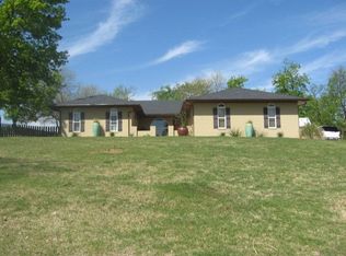 1017 S Constant Dr, Ada, OK 74820