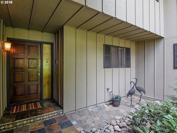 3rd image of 3512 NE 83rd Ave