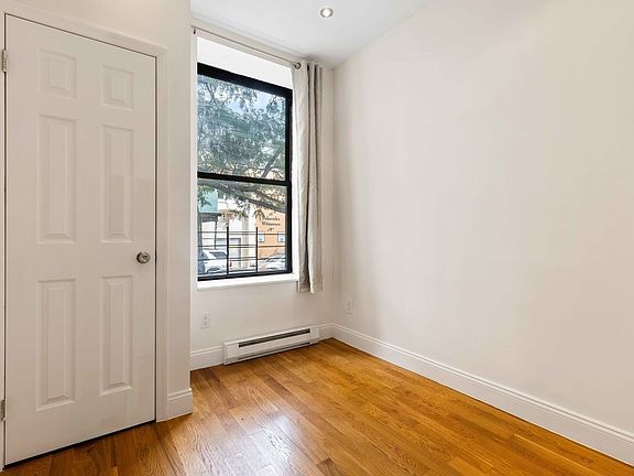 4th image of 170 W 109th St APT 1E