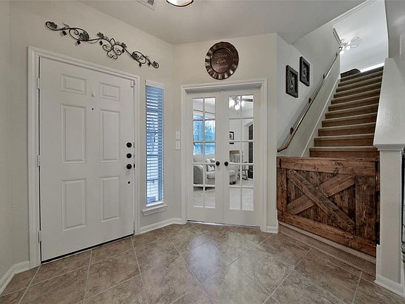 4th image of 22406 Pebble Falls Ln
