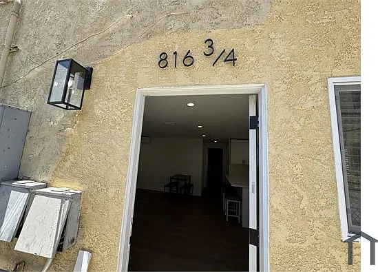 816 E 87th Pl #75 — Photo 14