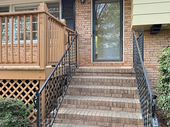 2nd image of 7024 Sherbourne Dr