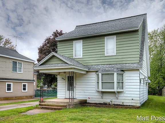 2nd image of 994 Cogswell St NW