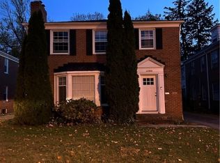 17606 Chagrin Blvd, Shaker Heights, OH 44120