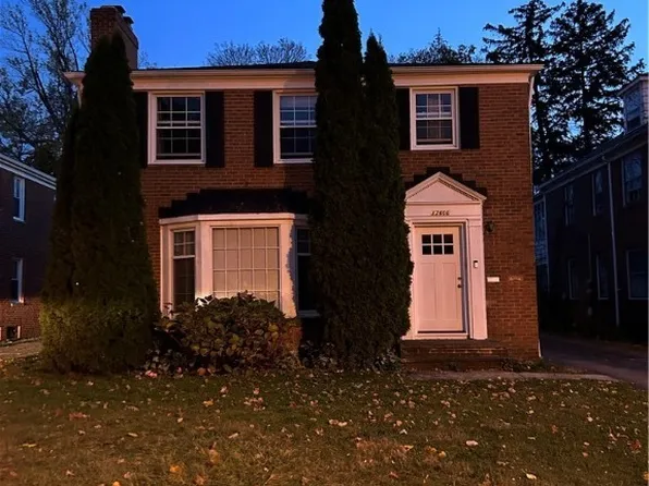 17606 Chagrin Blvd, Shaker Heights, OH 44120