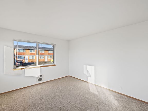 5th image of 101 S Oak Harbor St APT A202