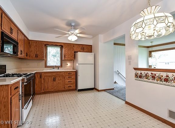 3rd image of 10501 Eagle Ridge Dr #138