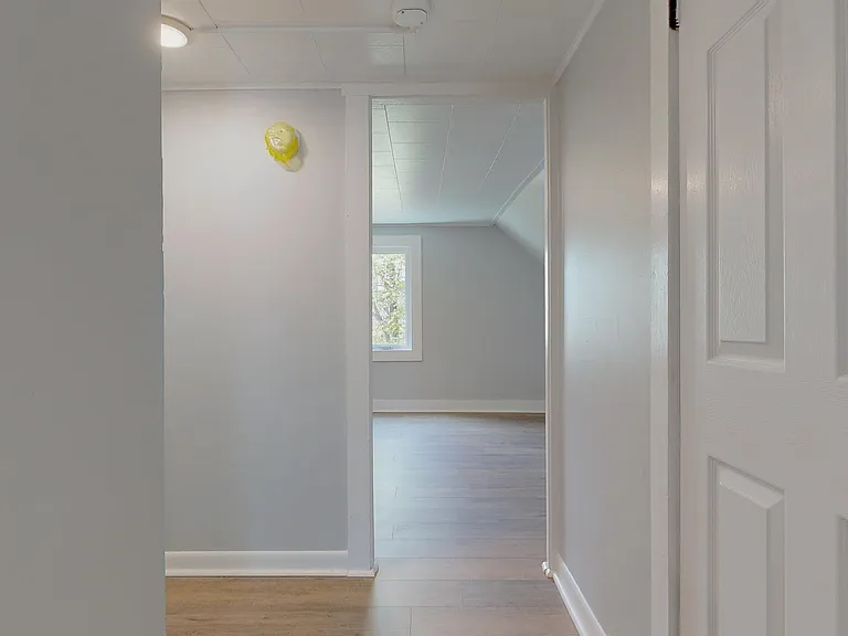 10 Riverbank Ct — Photo 11