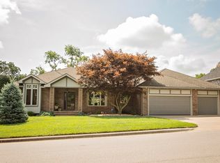 4219 Greenbriar Dr, Nixa, MO 65714