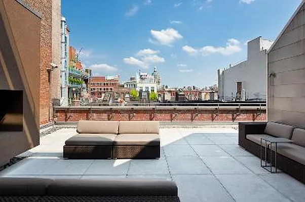 Sold by Corcoran | media 22