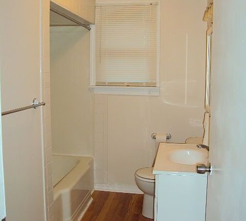 5th image of 4369 Bradford St