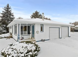 1921 3rd St NW, Minot, ND 58703