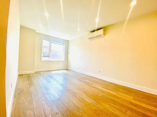 Rented by null | media 3