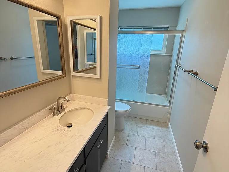 2087 Donald Dr — Photo 7