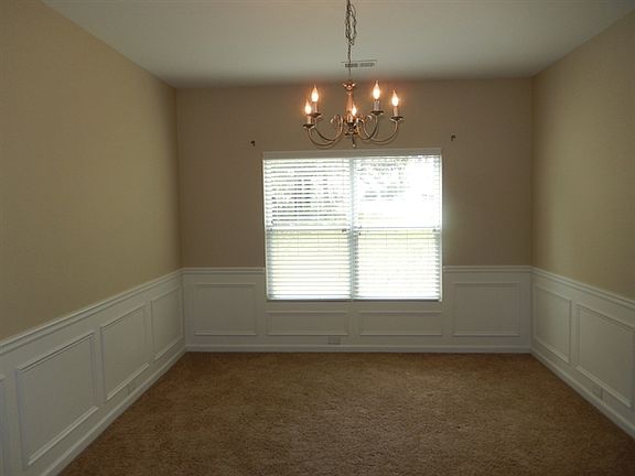 4th image of 3902 Rosebud Park Dr