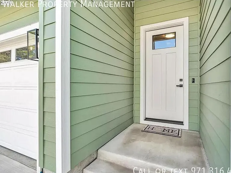 996 E Rork Ct — Photo 2