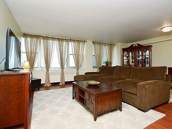 4th image of 4250 N Marine Dr APT 2530