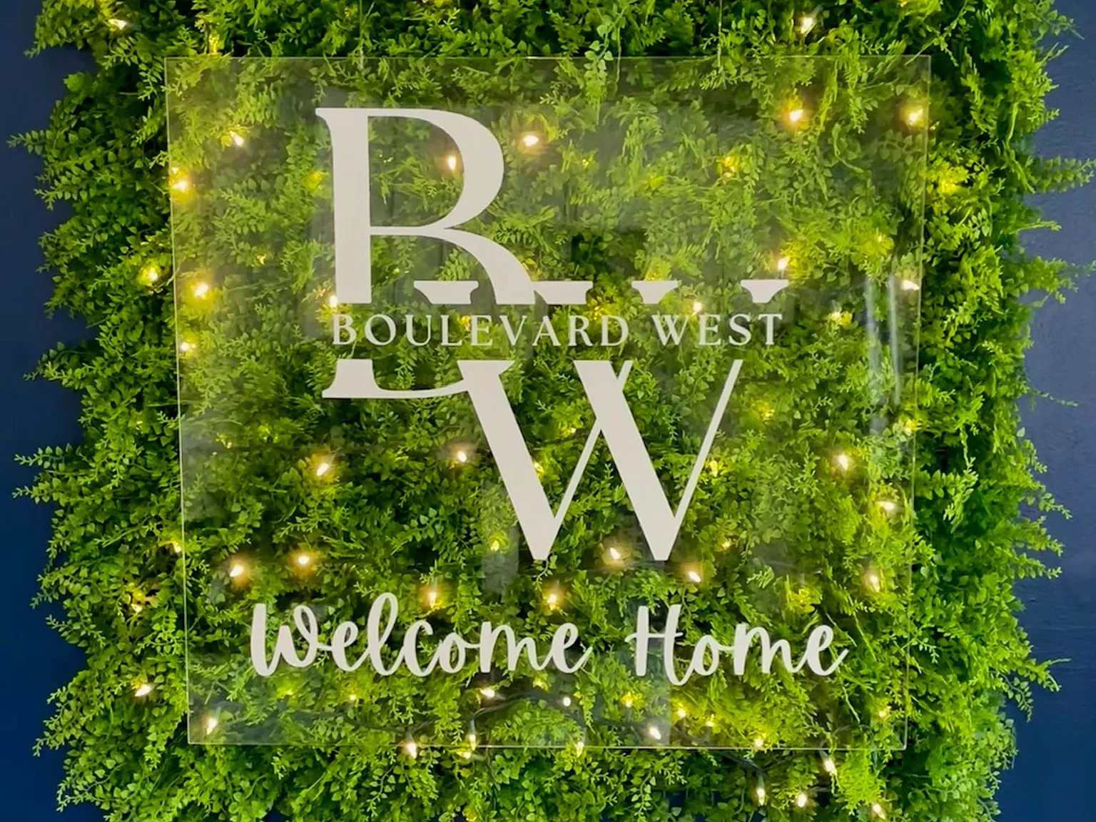 Boulevard West Apartments — Photo 4