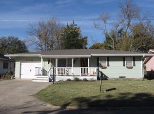 401 Hillside St, Abilene, KS 67410