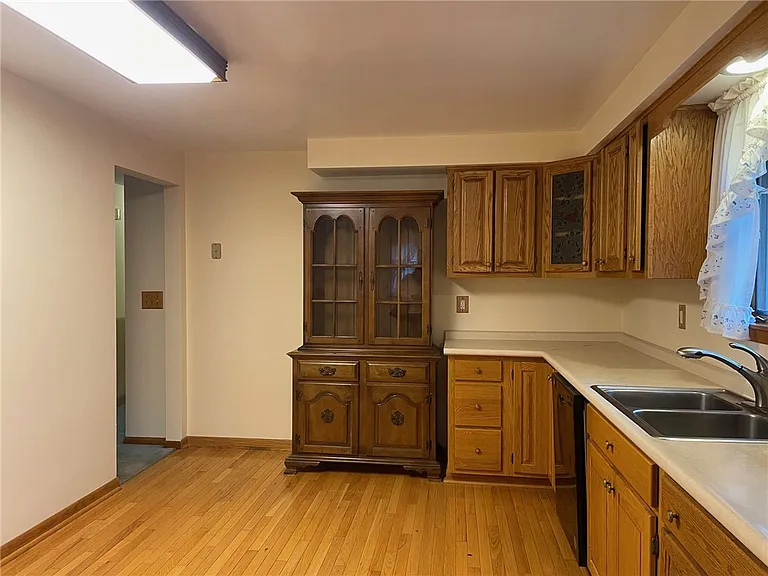 6121 Old William Penn Hwy — Photo 5