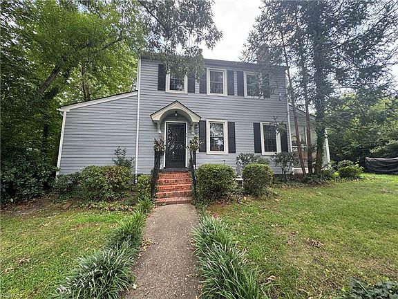 2nd image of 40 Franklin Rd