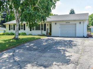 320 Rosemary Ct, Jefferson, WI 53549