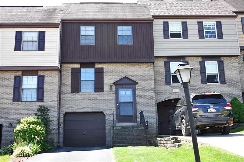1st image of 2851 Dolores Dr #0