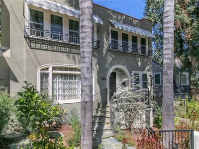 5915 Canyon Cv, Los Angeles, CA, 90068
