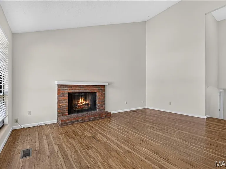 11 Bayside Ct #11 — Photo 7