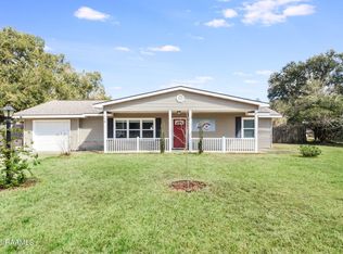 110 Sunny Ln, Lafayette, LA 70506