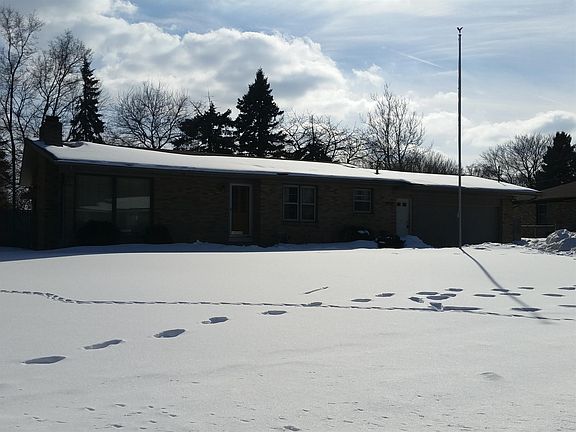 3rd image of 1750 Andrew St SE