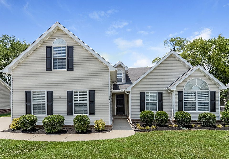 1st image of 3221 Hardwood Dr