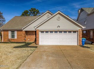 270 Gaslight Cv, Hernando, MS 38632