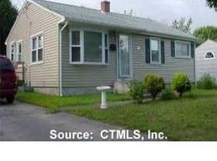 47 Breezy Knl, Groton, CT 06355