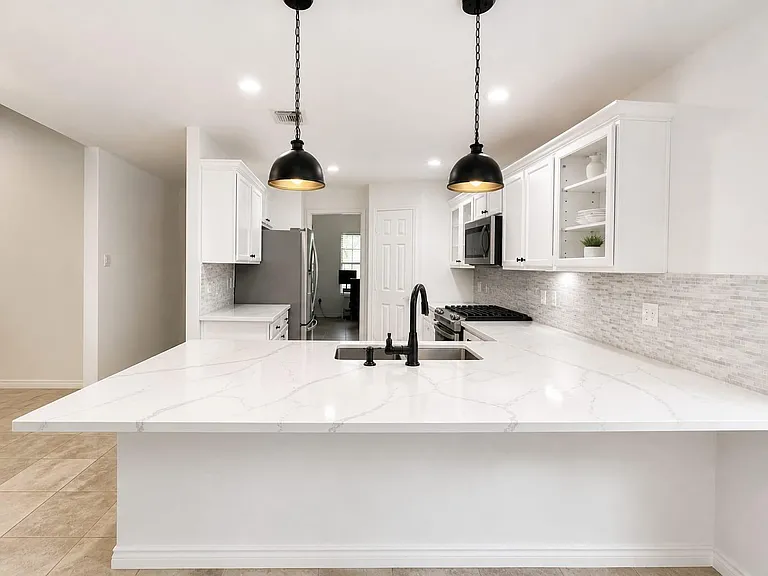 1011 Backland Ct — Photo 8